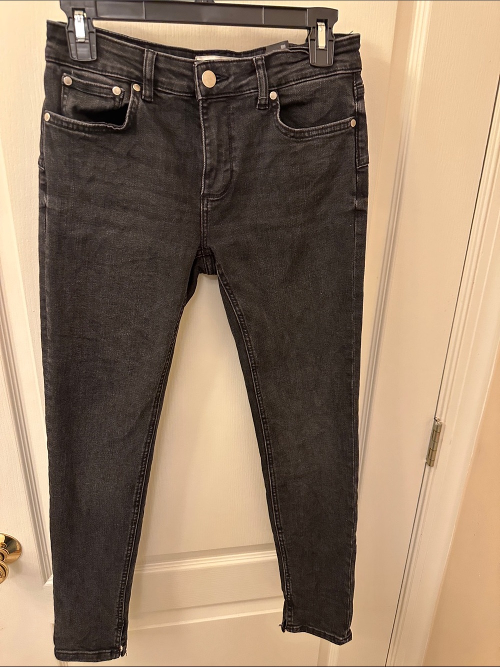 Zara Women's Skinny Jeans - Black Wash